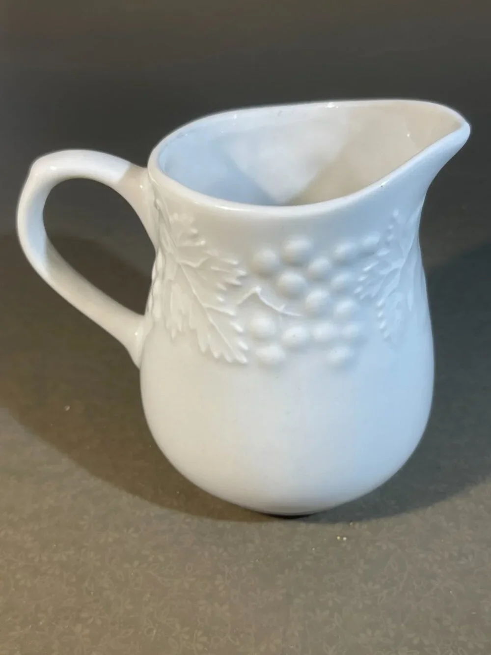 Potter & Smith Embossed Fruit 8 oz White Creamer (745)